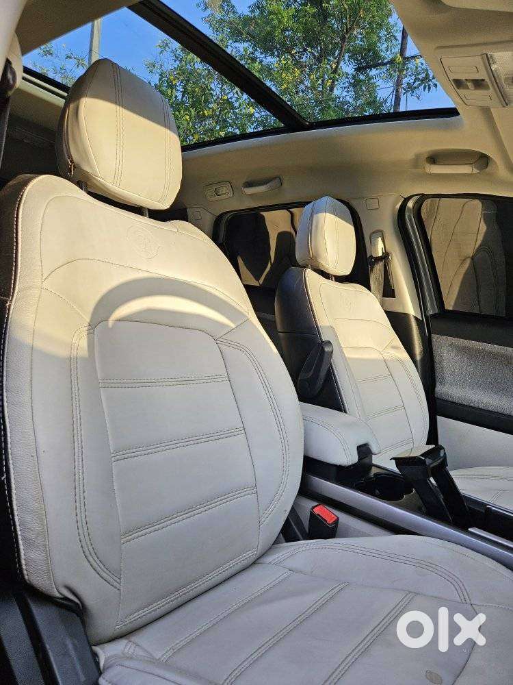 Tata Safari Pure Plus S, 2024, Diesel