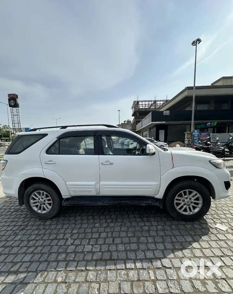 Toyota Fortuner Diesel 2014