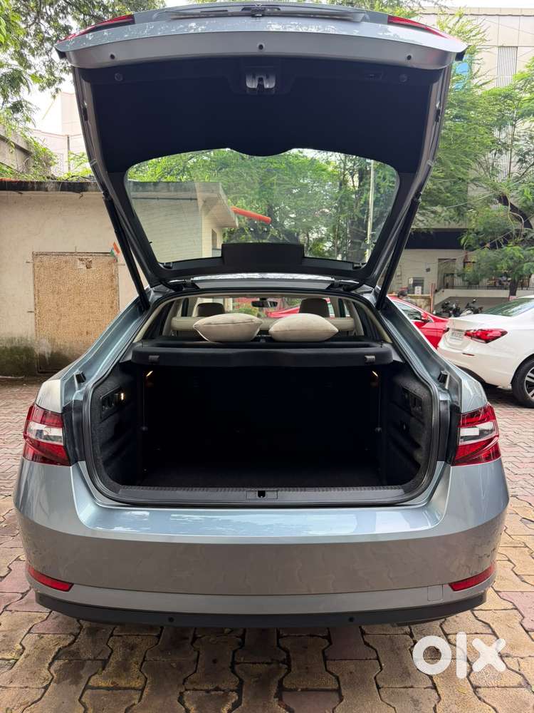 Skoda Superb 2.0 L&k Tsi At, 2019, Petrol