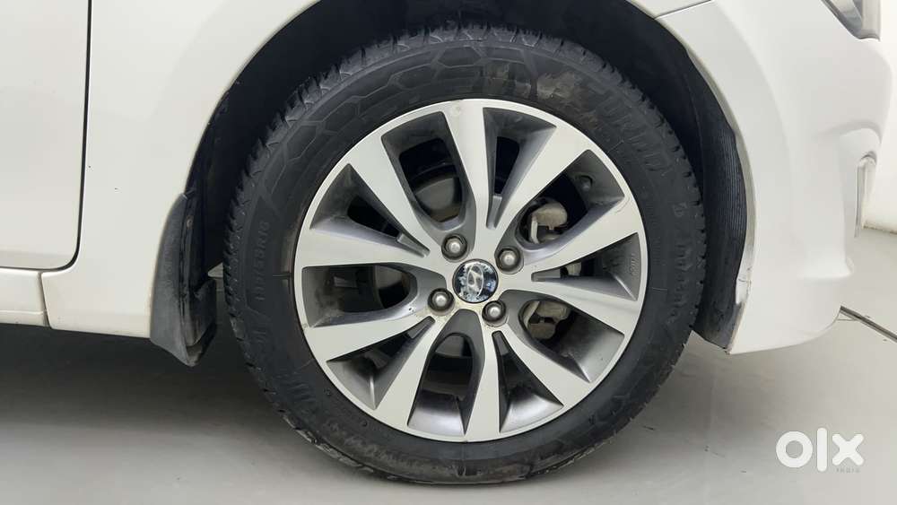 Hyundai Verna 1.6 Sx Vtvt, 2016, Petrol