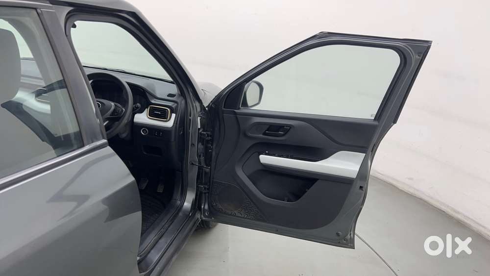 Tata Punch Accomplished Mt Sunroof, 2024, Petrol