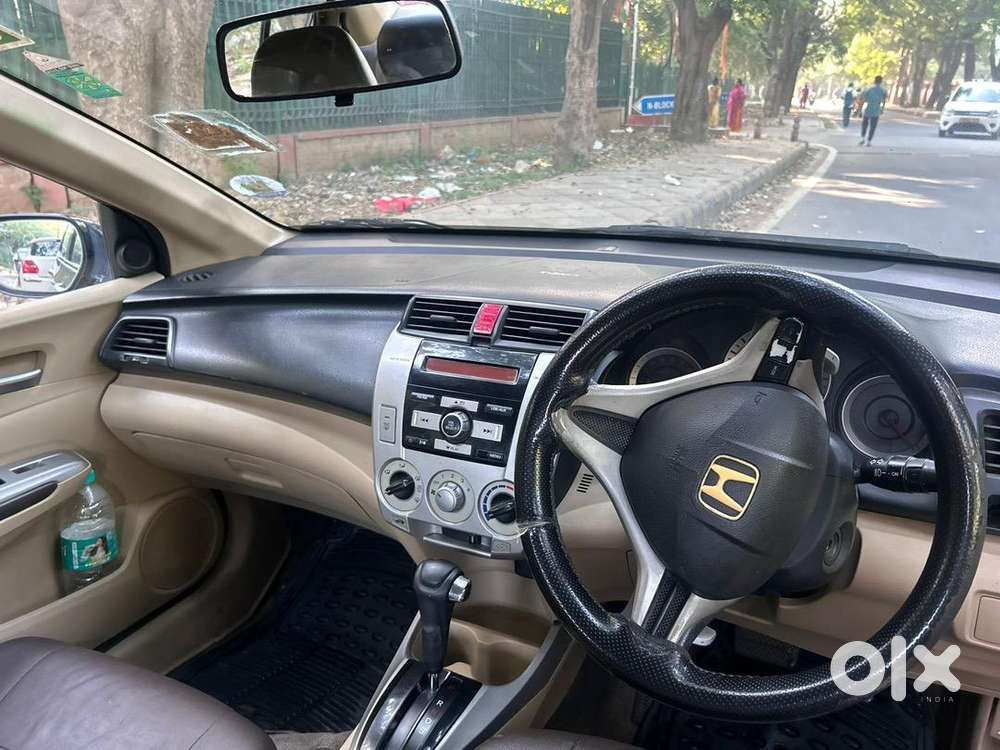 Honda City Automatic Top Model 2011