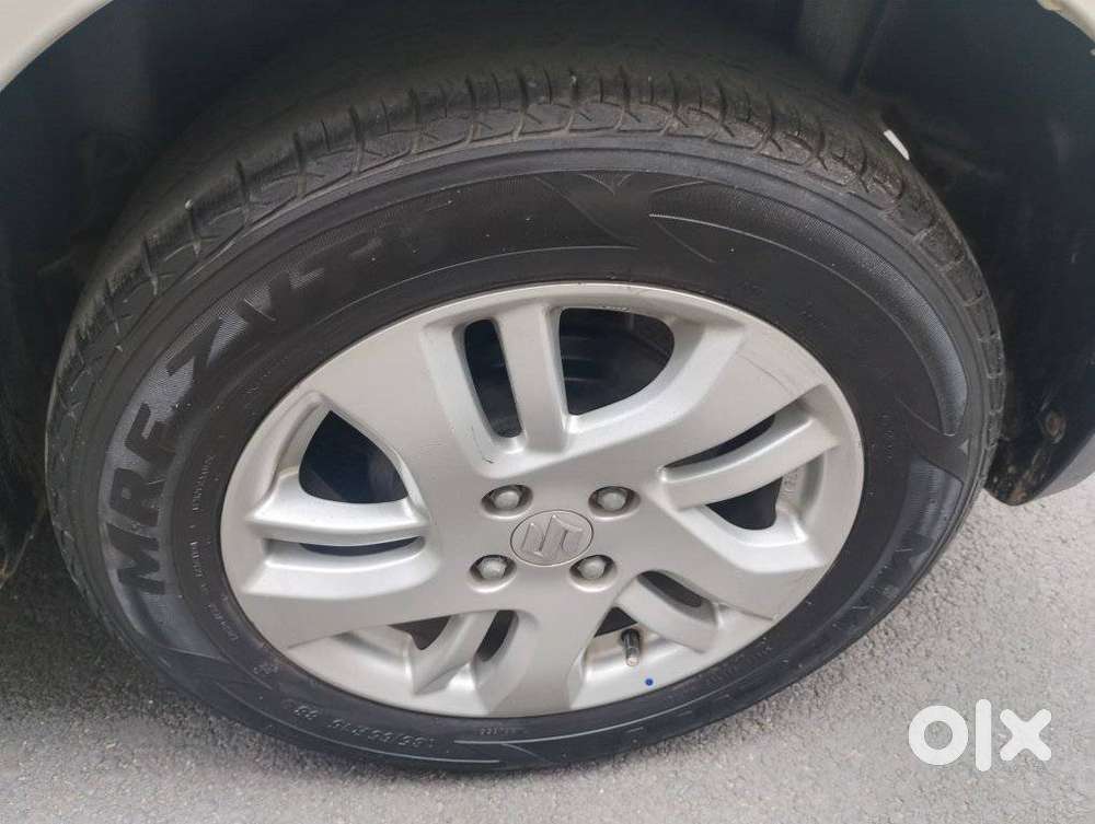 Maruti Suzuki Swift Dzire 1.2 Zxi, 2014, Petrol