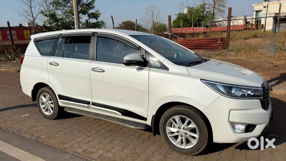 Toyota Innova Crysta 2.4 Gx Limited Edition 7 Str, 2023, Diesel