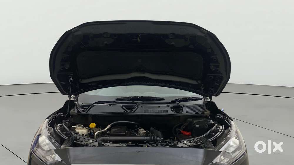 Nissan Magnite Kuro Edition 1.0 Turbo Petrol Cvt, 2023, Petrol