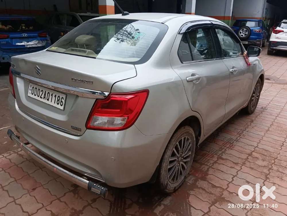 Maruti Suzuki Dzire 2018 Petrol 100000 Km Driven