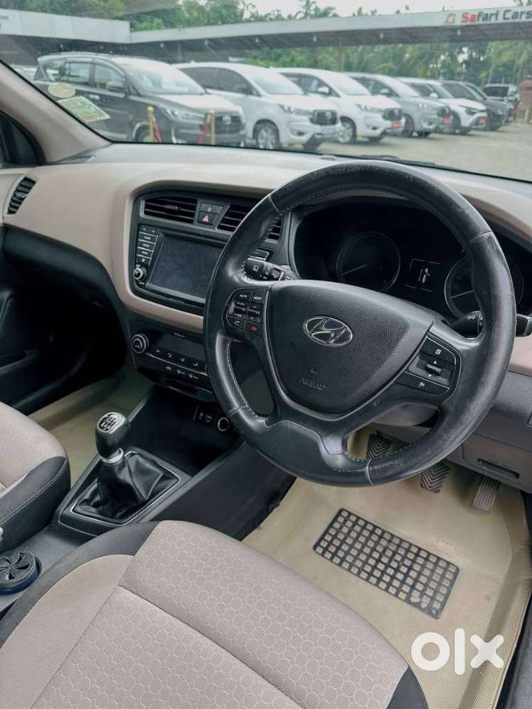 Hyundai I20 Petrol Asta, 2015, Petrol