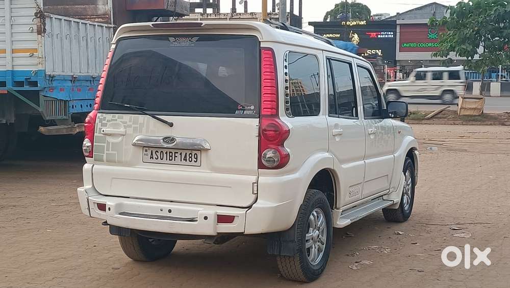 Mahindra Scorpio Vlx 2wd Abs At Bsiii, 2013, Diesel