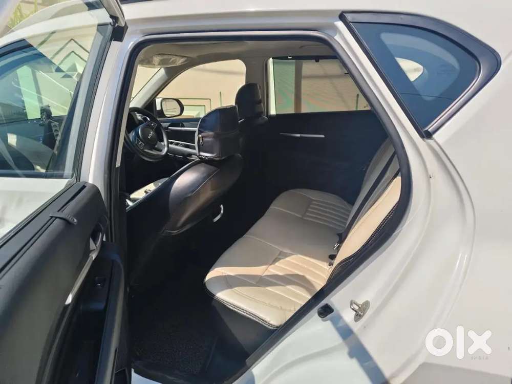Kia Sonet Htk Plus Top Model With Sunroof