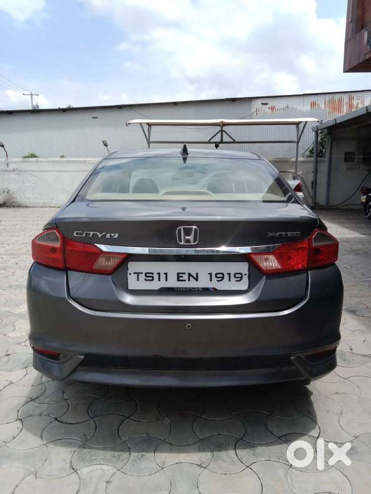Honda City I-vtec Cvt V, 2018, Petrol