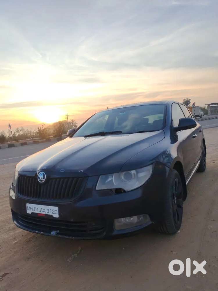 Skoda Superb 2011 Petrol Well Maintained