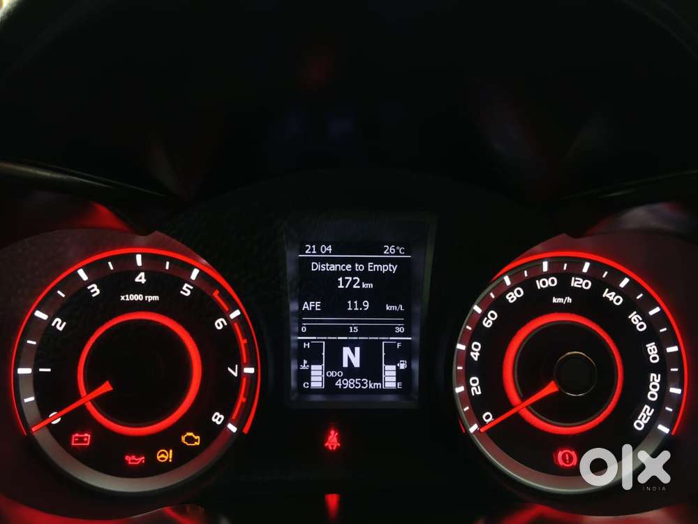 Mahindra Xuv300 1.2 W6 Amt Petrol, 2022, Petrol