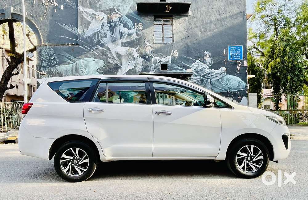 Toyota Innova Crysta 2.4 V 8 Str, 2021, Diesel