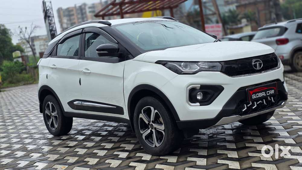 Tata Nexon 1.2 Revotron Xz Plus, 2023, Petrol