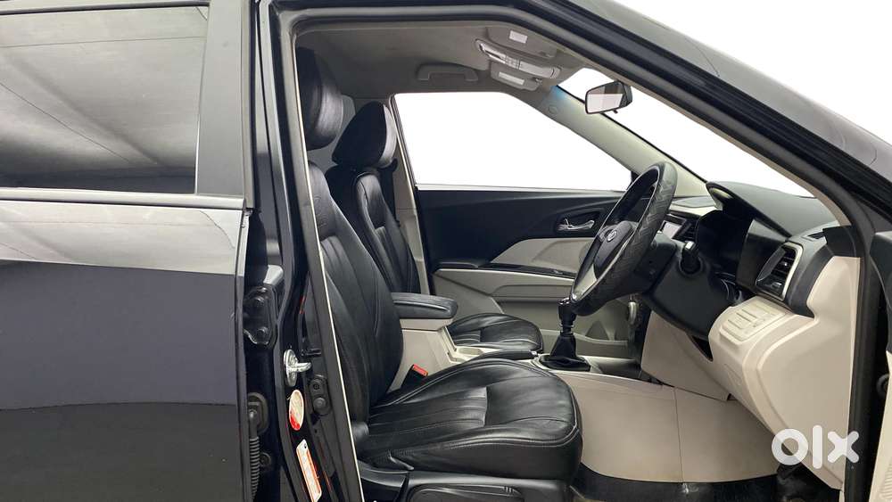 Mahindra Xuv300 W8 Diesel, 2020, Diesel