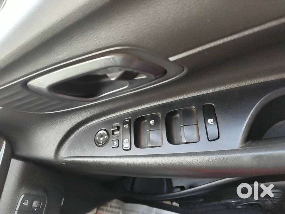 Hyundai I20 Sportz 1.2 Mt, 2022, Petrol
