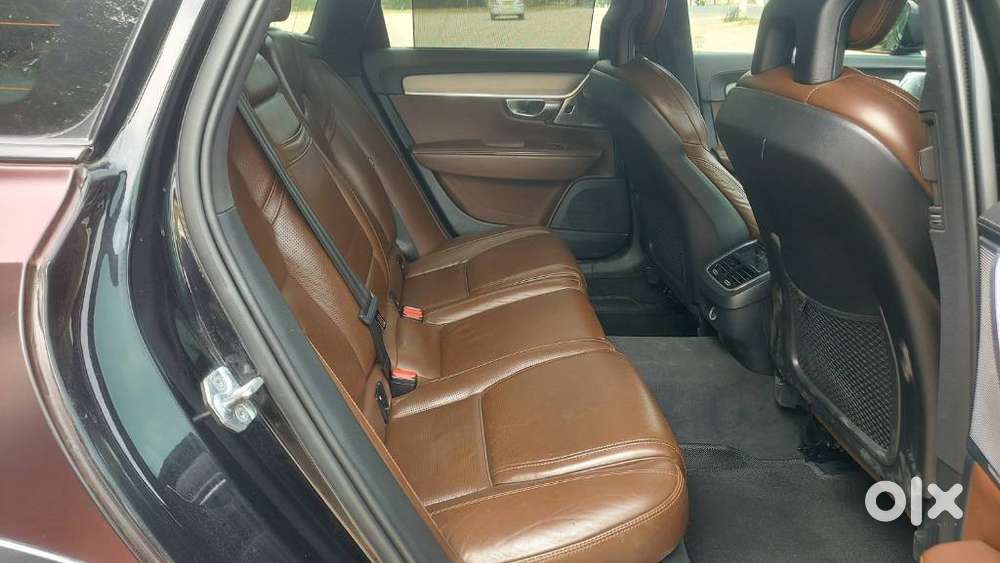 Volvo V90 Cross Country D5 Inscription, 2018, Diesel