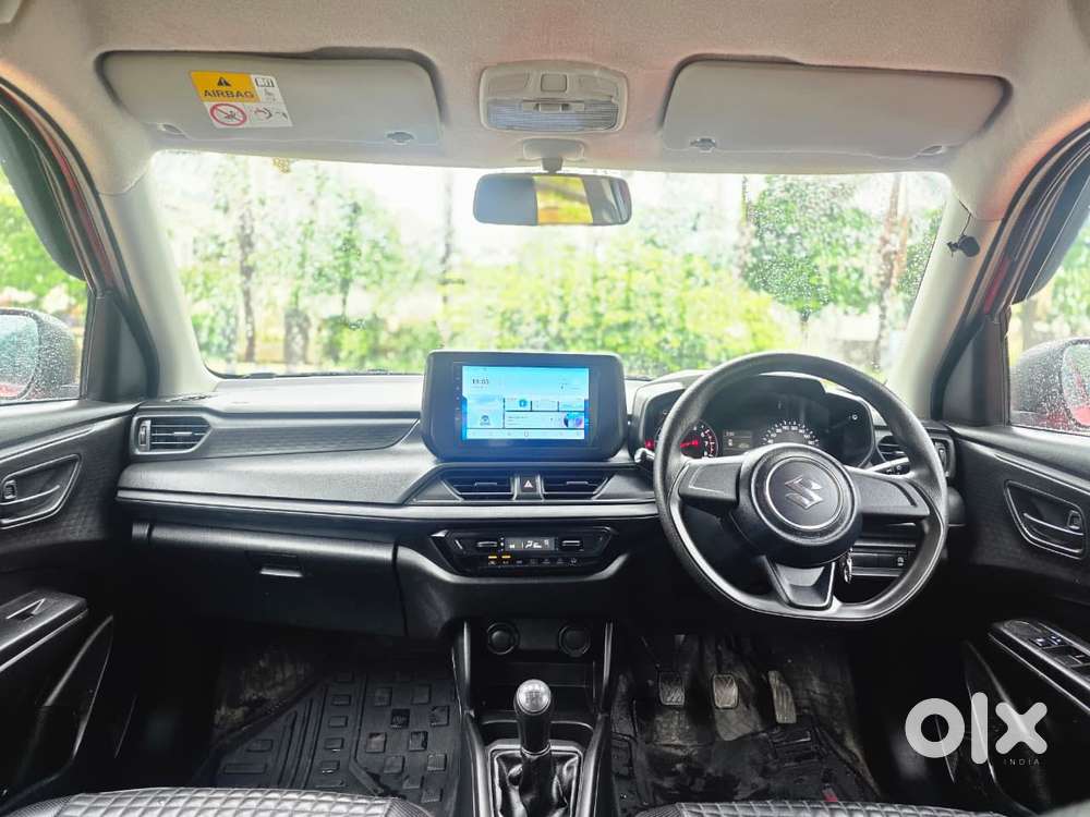 Maruti Suzuki Swift 1.2 Lxi (o), 2025, Petrol