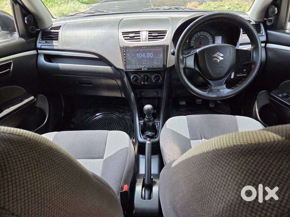 Maruti Suzuki Swift Lxi Optional-o, 2017, Petrol
