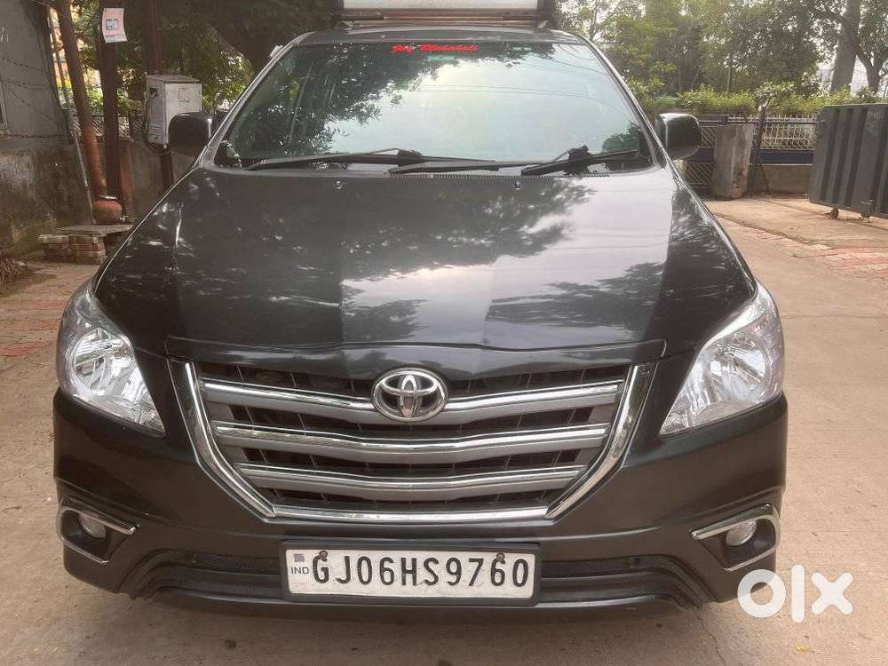 Toyota Innova 2.5 G (diesel) 8 Seater, 2015, Diesel