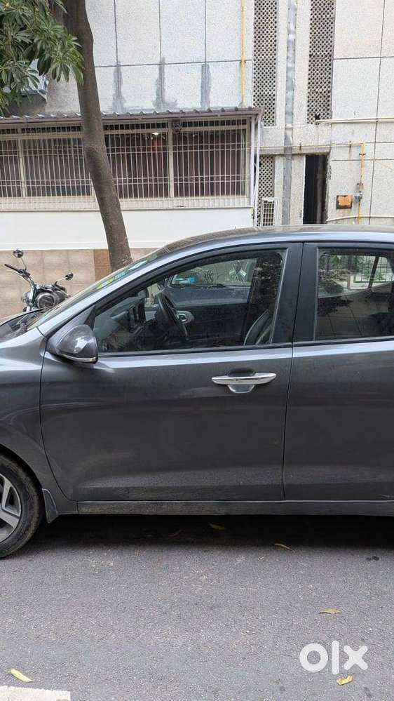 Hyundai Aura 2023 Cng Doctor Owned