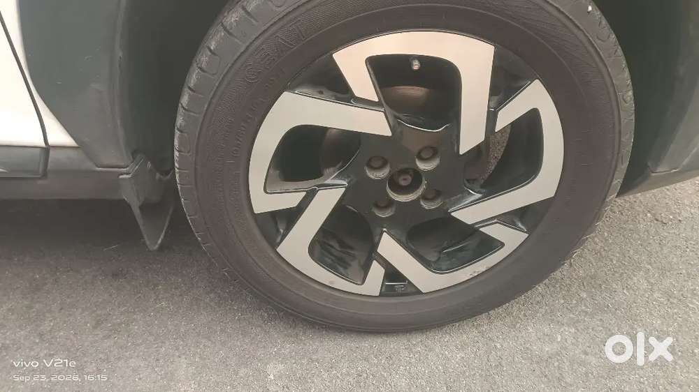 Nissan Magnite 1.0 Xv 2022 Petrol