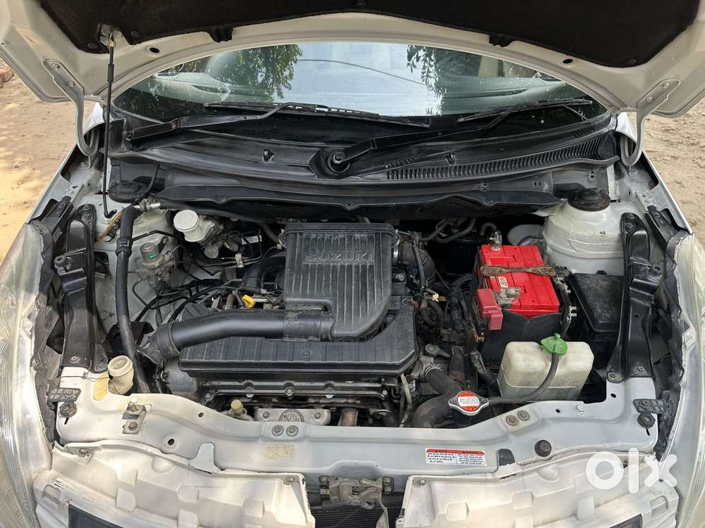 Maruti Suzuki Swift Dzire 1.2 Vxi Bsiv, 2013, Petrol