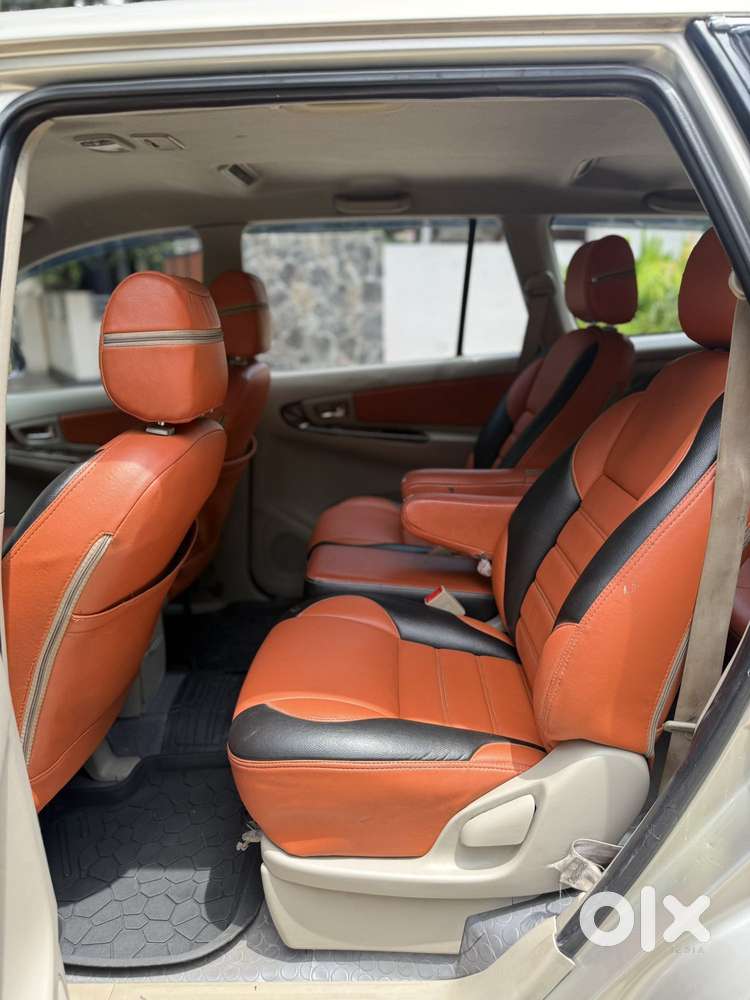 Toyota Innova 2.0 V, 2013, Diesel