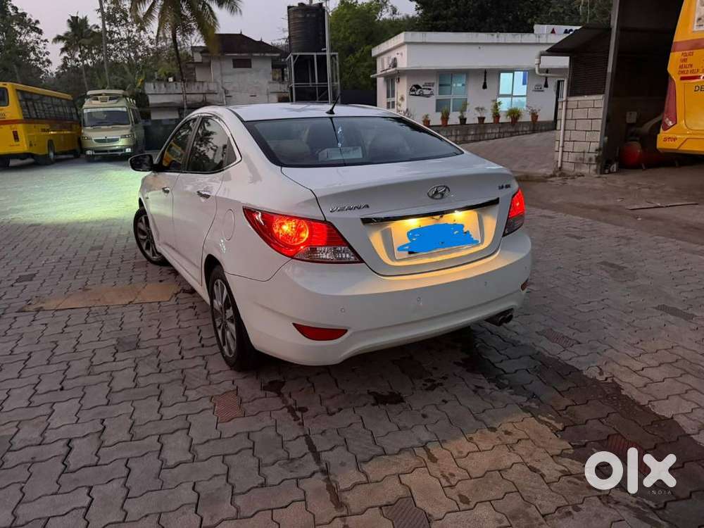 Hyundai Verna Fluidic Full Option