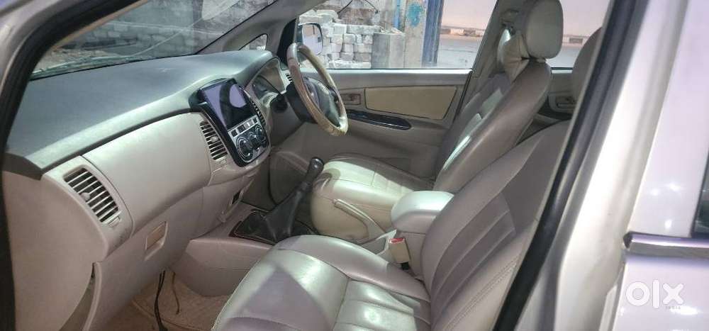 Toyota Innova 2.5 Gx 7 Str Bs-iii, 2012, Diesel