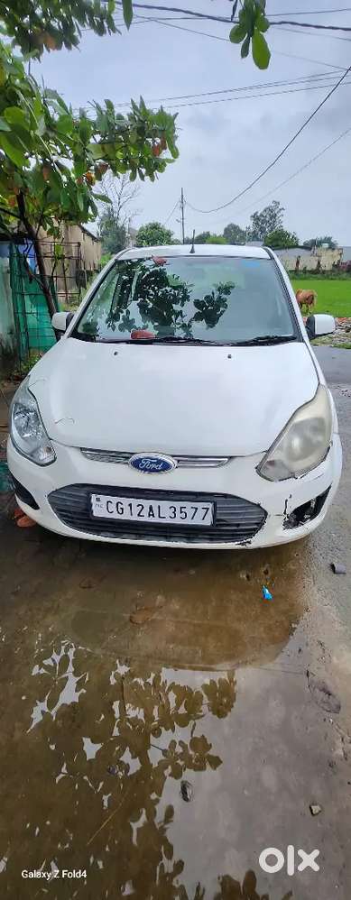 Ford Figo Petrol 2015