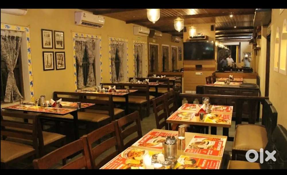 Chefs Cooks helpers waiter Steward manager housekeeping staff cookss