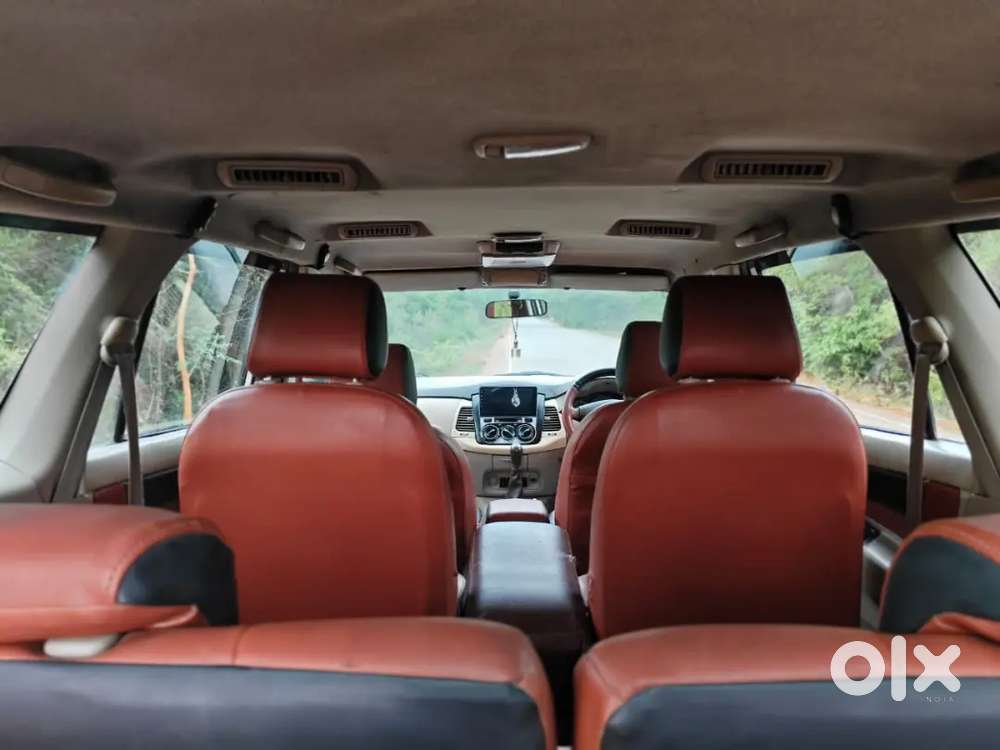 Toyota Innova 2.5g Bs4 2011