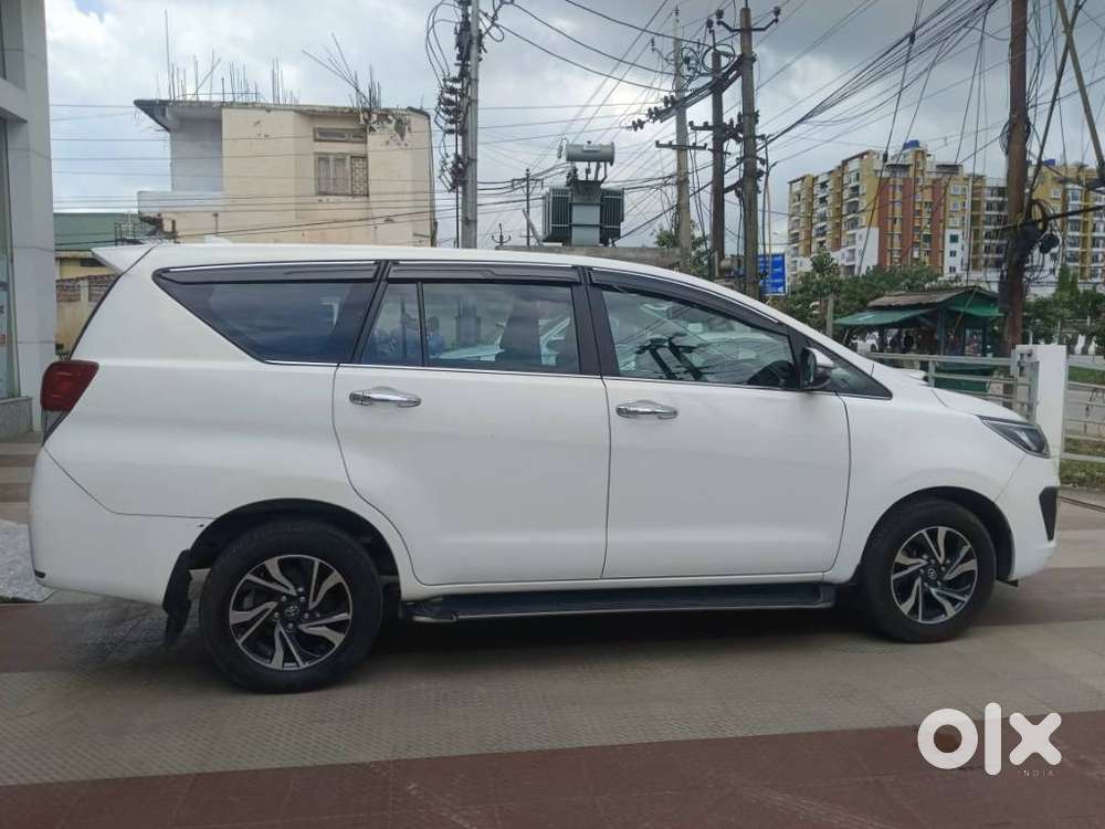Toyota Innova Crysta 2.4 V 8 Str, 2022, Diesel
