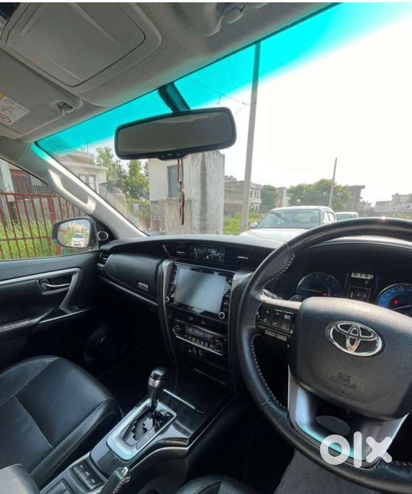 2022 Toyota Fortuner Diesel Automatic Km Driven