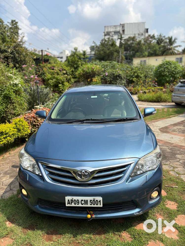 2012 Toyota Corolla Altis 1.8g, 6 Gears, Petrol, New Tyres,1st Owner