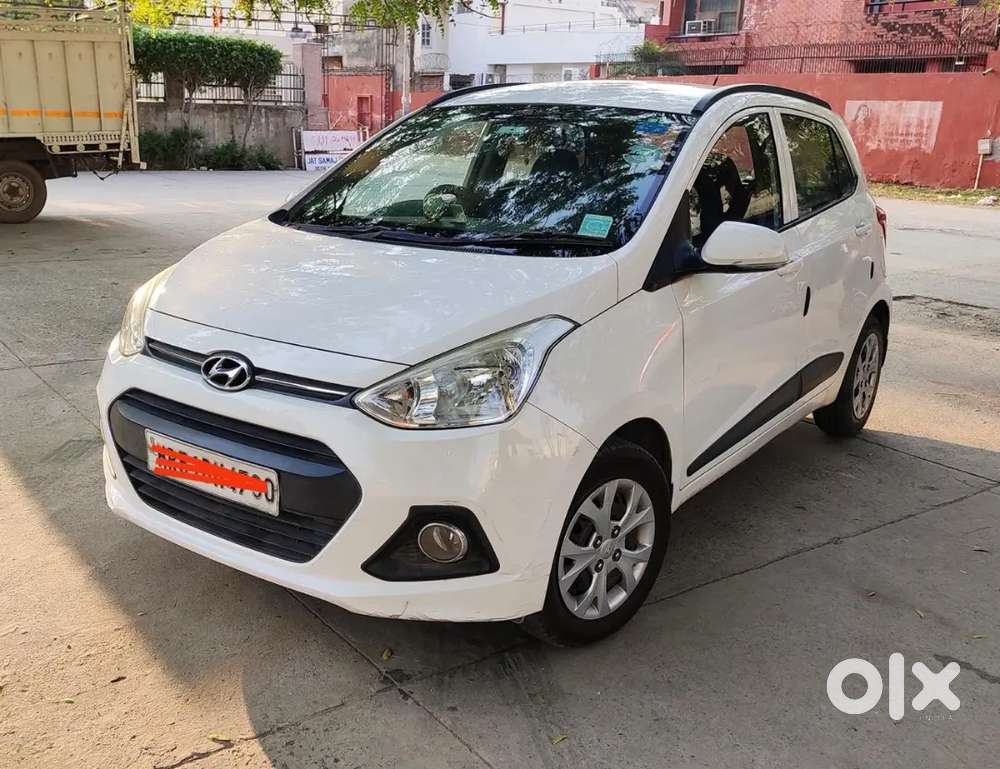 Hyundai Grand I10 Sportz 2016 37500 Driven