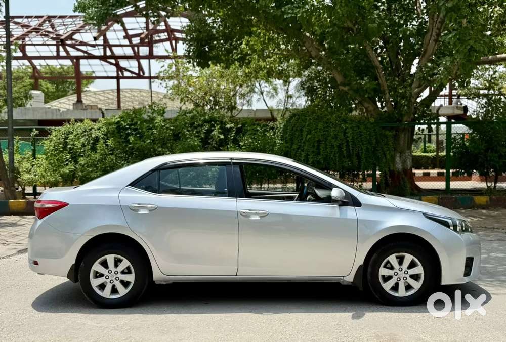 Toyota Corolla Altis, 2016, Petrol