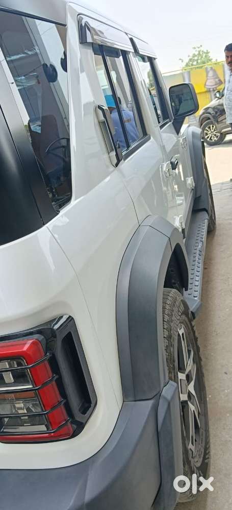 Mahindra Thar Roxx Diesel Auto 2024