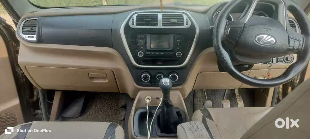 Mahindra Tuv 300 2016
