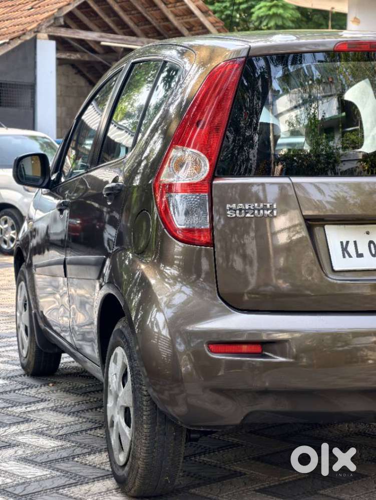 Maruti Suzuki Ritz Vxi, 2010, Petrol