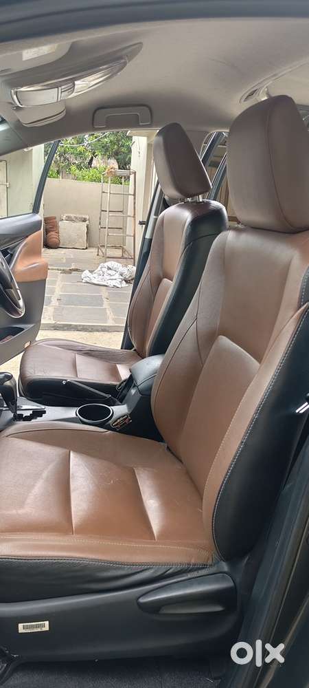 Toyota Innova Crysta 2018