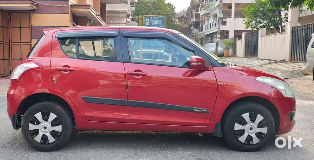 Maruti Suzuki Swift Vxi 2011 Petrol Car