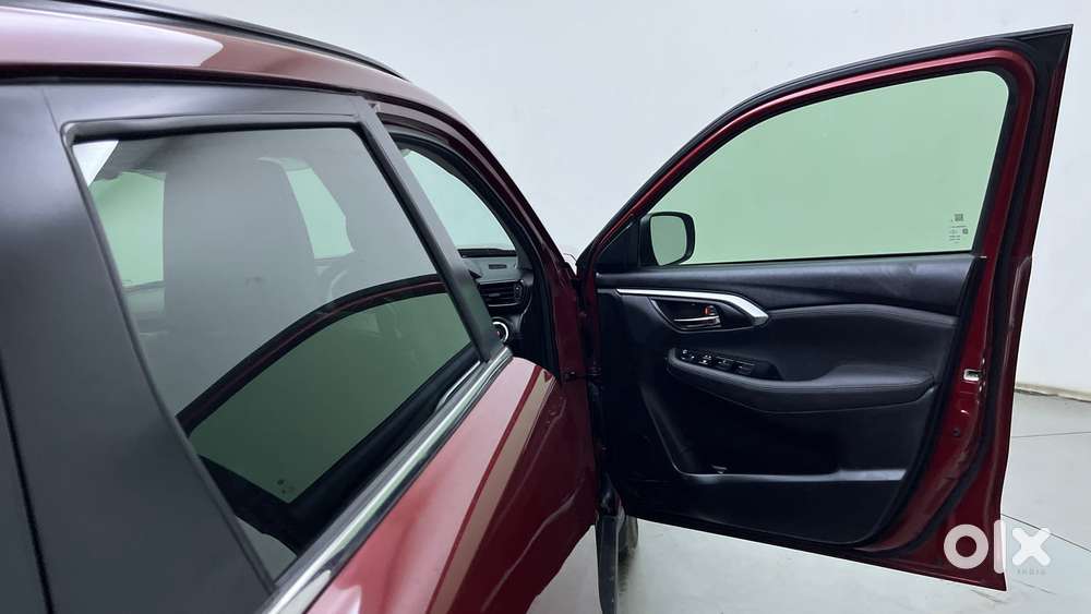 Toyota Urban Cruiser Hyryder 1.5 V Neo Drive Awd, 2023, Petrol