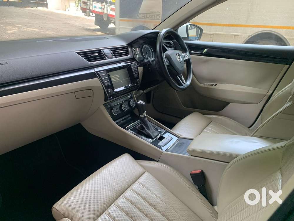 Skoda Superb 2016 Diesel Well Maintained