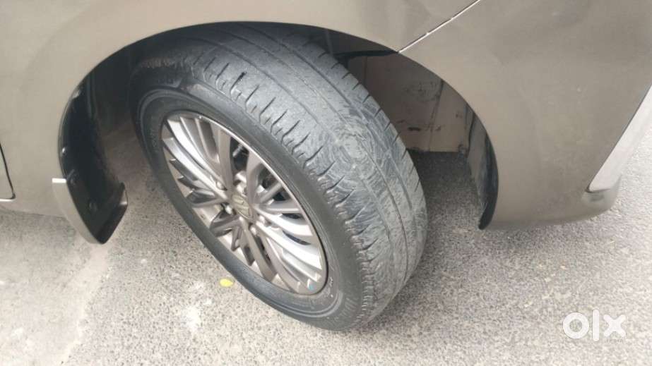 Maruti Suzuki Ertiga Zxi At Shvs, 2019, Petrol