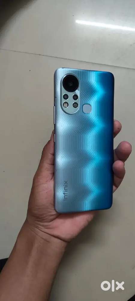 (Infinix hot 11s ) 4/64 5000mah 50m triple camera
