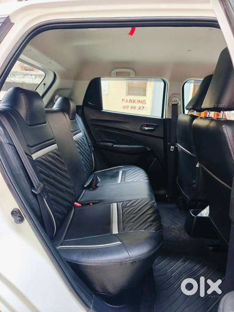 Maruti Suzuki Swift Vxi + Manual, 2022, Petrol