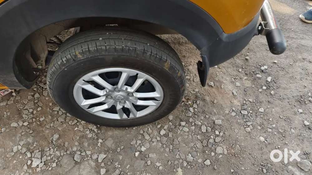 Renault Triber 2024 Petrol 7469 Km Driven