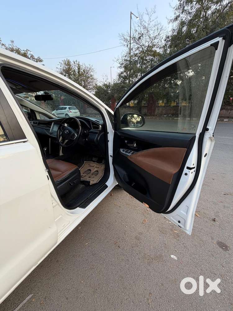 Toyota Innova Crysta [2020-ongoing] 2.4 Zx 7 Str, 2021, Diesel